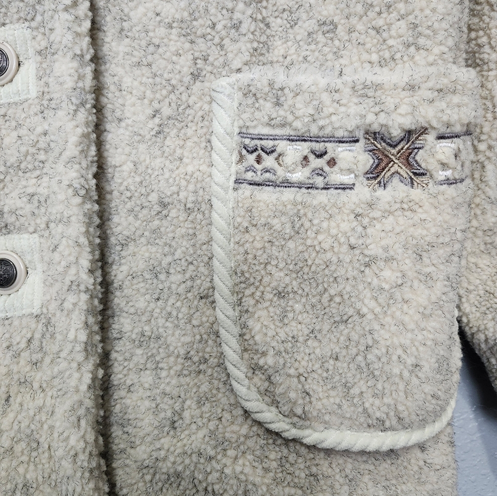 Cozy Cream Sherpa Button-Front Jacket - Picture 2 of 16
